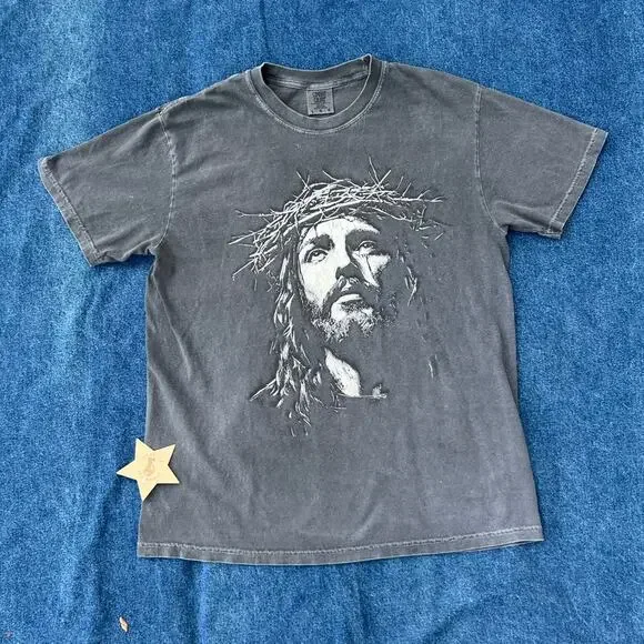 Jesus graphic tee - Picture 1 of 10
